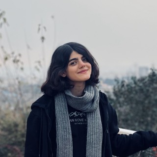 Ayi Naz