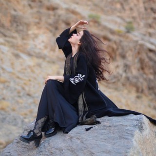 افرا پیروزمند