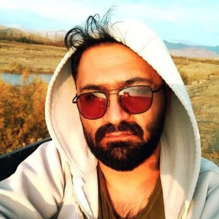 فرشاد مختاری