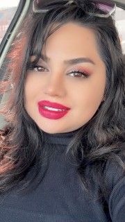 سارینا شجاعی