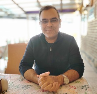 صادق مویدیان