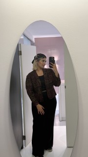 نوشین خادمی