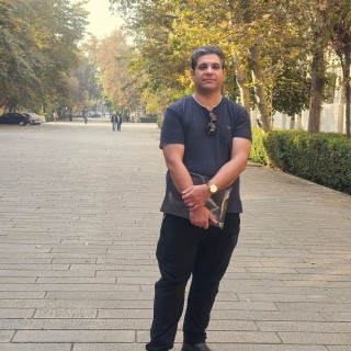 وحید کریمی زاده