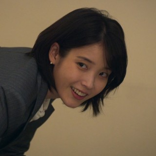 زهرا بهرامی