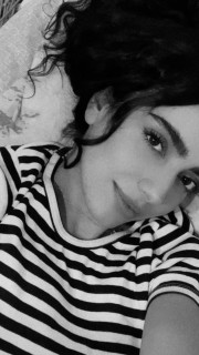 سارا گل بهاری