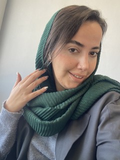 ندا نادرنیا