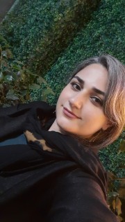 فائزه عاشوری