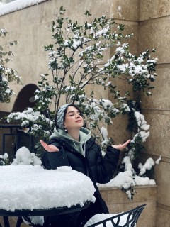 آزرمیدخت طاهرآبادی