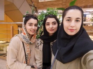 فاطمه هدائی